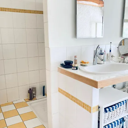 Homestay Bienvenue Aux Rosiers, Chez Fabie